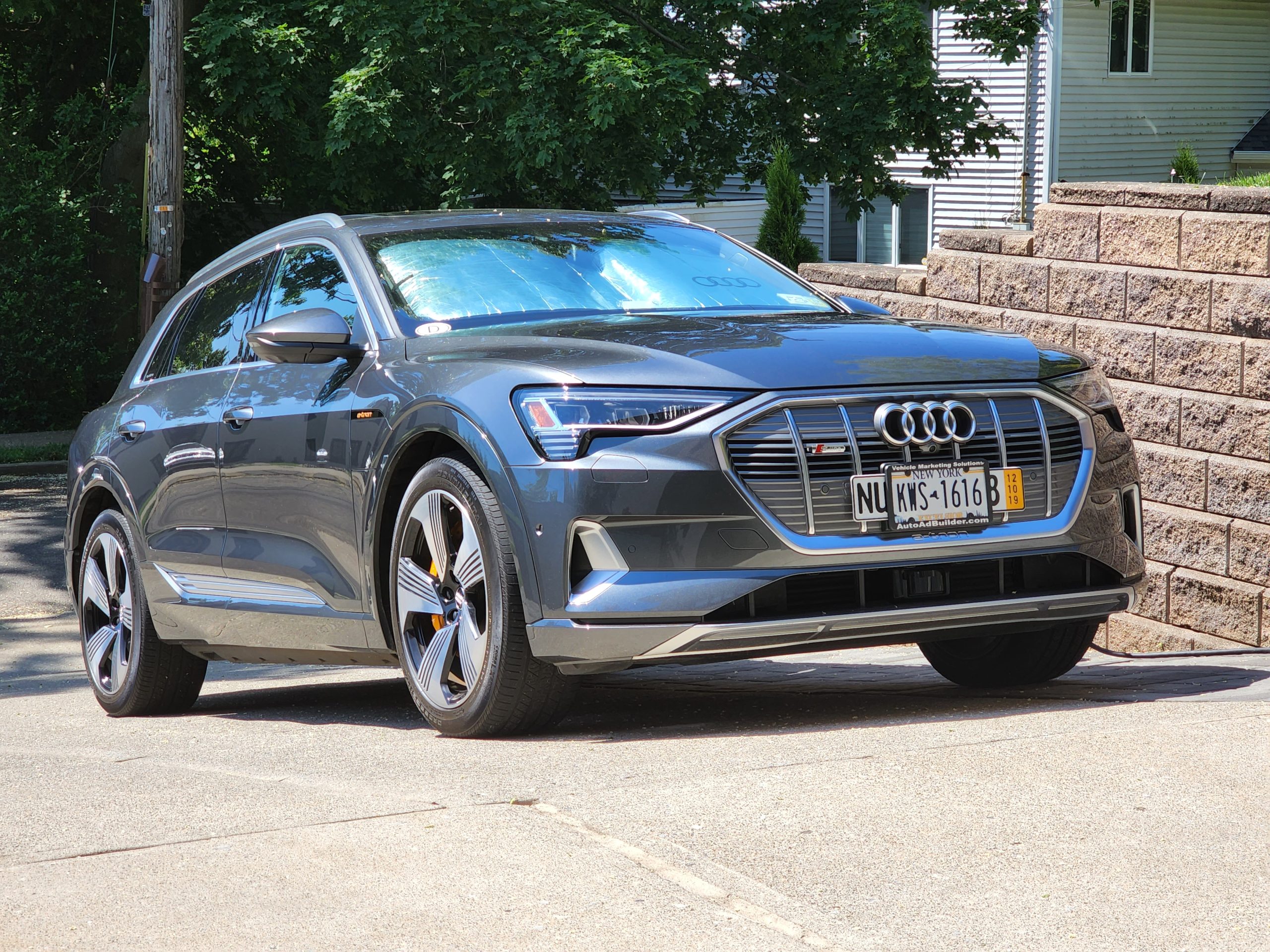 2019 audi e tron quattro edition one