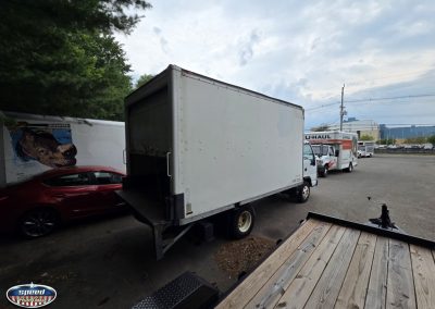 isuzu box truck022