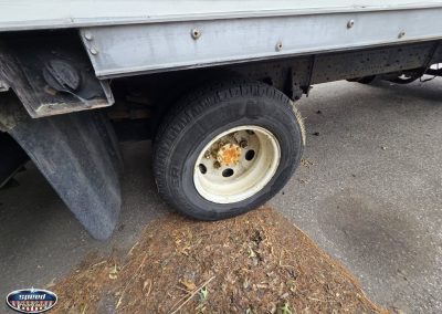 isuzu box truck025